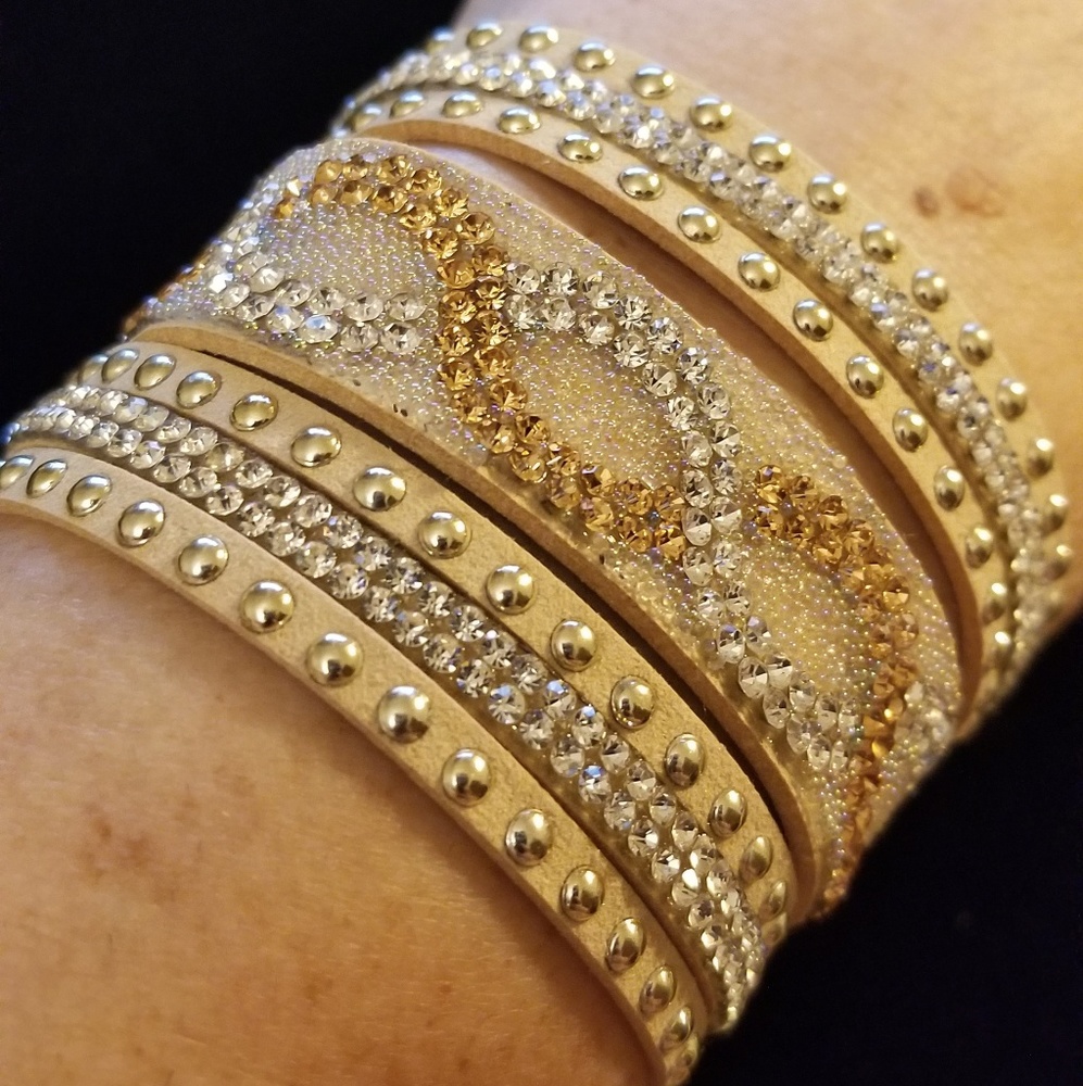 Gorgeous Suede Leather Crystal Studded Bracelet